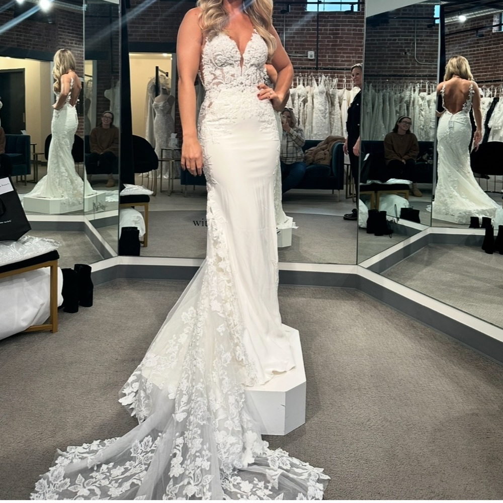 Martina Liana White Lace Wedding Gown unworn and unaltered.